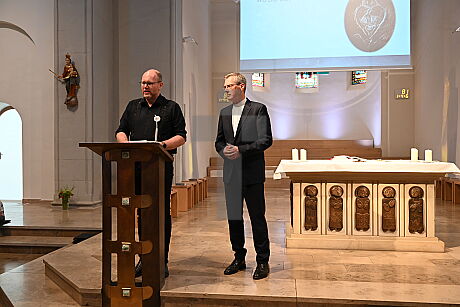 Gottesdienst mit Bischof Wilmer und Pfarrer Eggers in Wolfenbüttel
